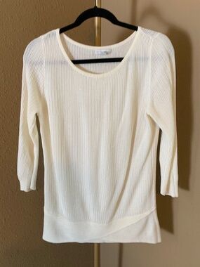 New York & Company Ivory Ribbed Knit Sweater Top Medium 3/4 Sleeve Classic